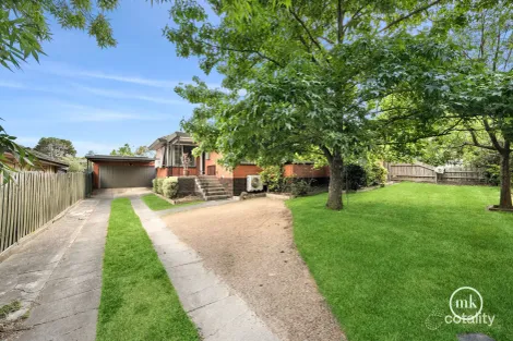 227 Greenwood Dr, Bundoora, VIC 3083