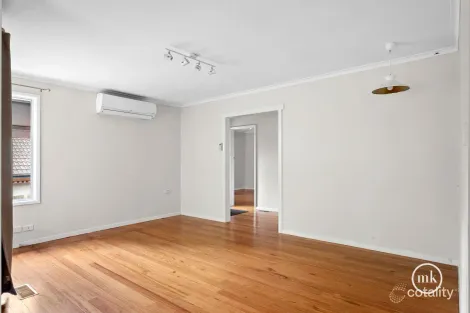 Property photo of 227 Greenwood Drive Bundoora VIC 3083