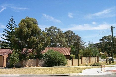 118a Newborough St, Karrinyup, WA 6018