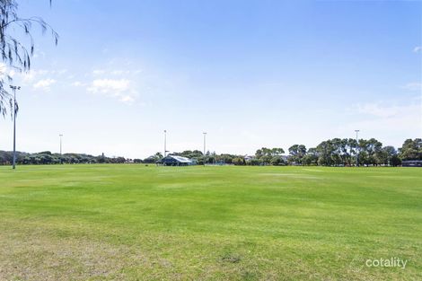 Property photo of 2 Anitra Court Sorrento WA 6020