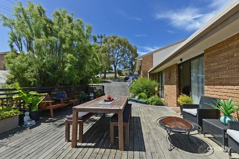 2/2 Chatterton Ct, Claremont, TAS 7011