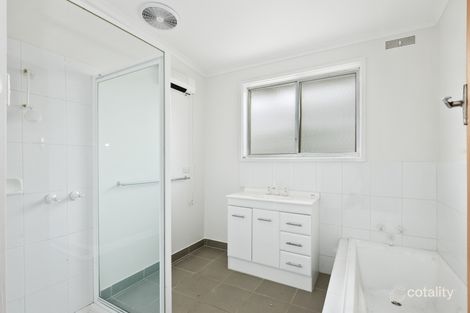 Property photo of 11 Maude Street Wendouree VIC 3355