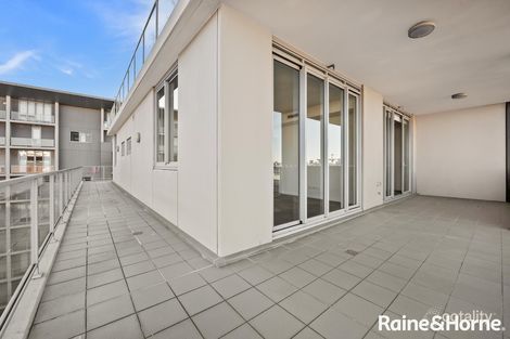Property photo of 902B/8 Bourke Street Mascot NSW 2020
