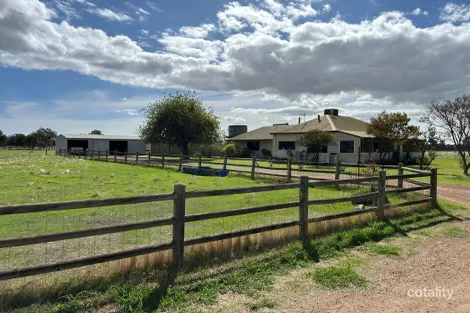Property photo of 246 Government Road Uduc WA 6220