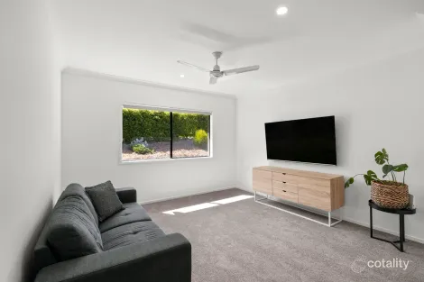 Property photo of 12 Gannet Drive Scotts Head NSW 2447