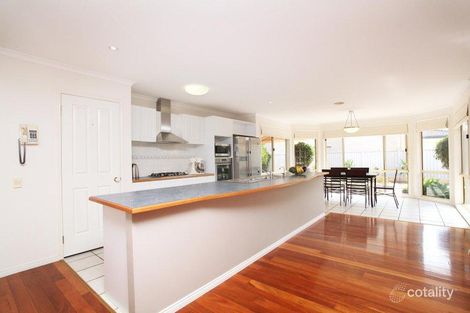 Property photo of 10 Mokoan Close Caroline Springs VIC 3023