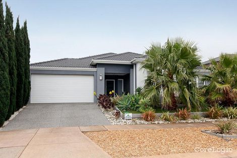 Property photo of 14 Helpmann Avenue Point Cook VIC 3030
