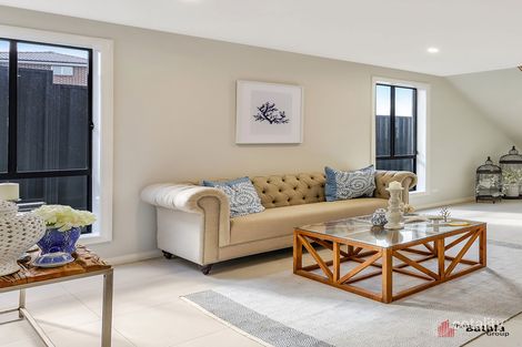 Property photo of 8 Braeburn Crescent Stanhope Gardens NSW 2768