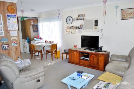 Property photo of 3 Sunset Avenue Lurnea NSW 2170