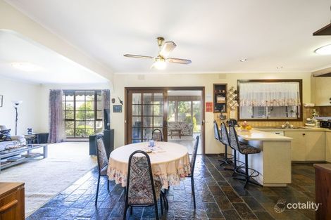 Property photo of 4 Erin Place Wantirna VIC 3152