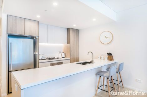 Property photo of 304/8 Village Place Kirrawee NSW 2232