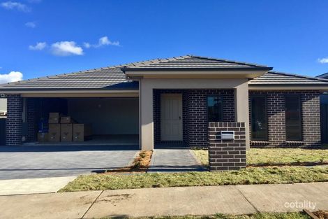 10 Violet Bvd, Calderwood, NSW 2527