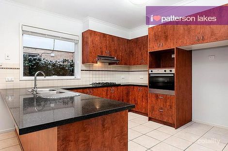 Property photo of 17 Starboard Lane Patterson Lakes VIC 3197