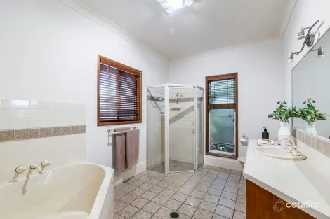 Property photo of 19 Marawa Drive Parrearra QLD 4575