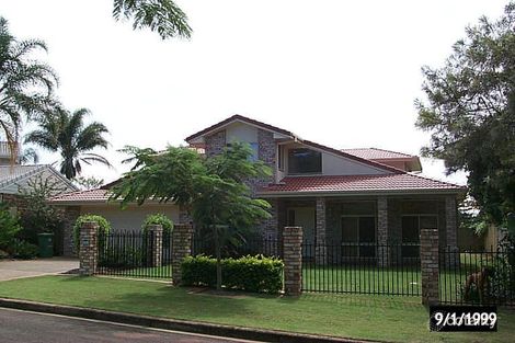 12 Waterford Cres, Ormiston, QLD 4160