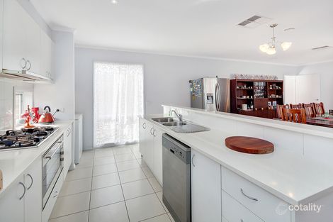 Property photo of 9 Platypus Drive Mount Clear VIC 3350
