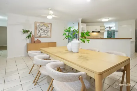 Property photo of 10 Solomon Crescent Tingalpa QLD 4173