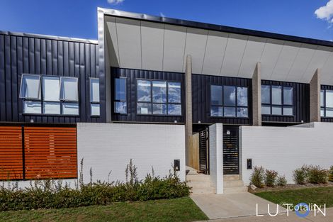Property photo of 19A Woodberry Avenue Coombs ACT 2611