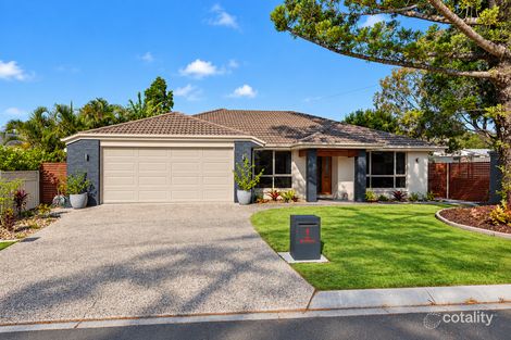 1 Bushlark Way, Carindale, QLD 4152