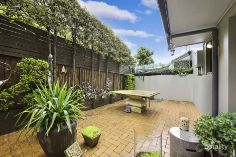 Property photo of 2/165A Denison Road Dulwich Hill NSW 2203