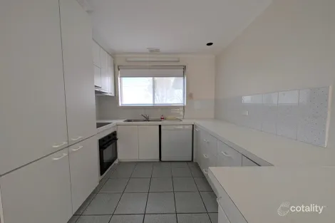 Property photo of 1/82 Watsons Road Glen Waverley VIC 3150