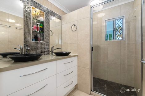 Property photo of 4 Platt Court Cranbrook QLD 4814