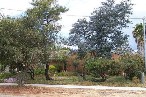 152 Westfield Rd, Kelmscott, WA 6111