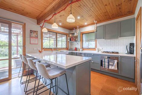 Property photo of 6 Candeloro Street Bacchus Marsh VIC 3340