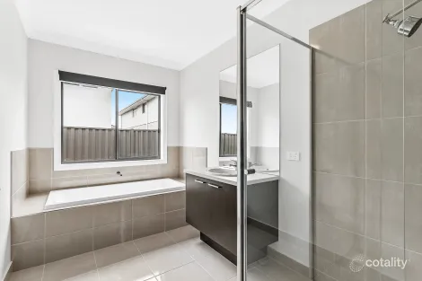 Property photo of 5 Bronze Street Tarneit VIC 3029