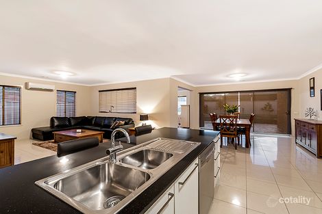 Property photo of 15 Durban Place Craigieburn VIC 3064