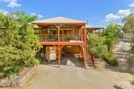 Property photo of 3 Love Close Maddingley VIC 3340