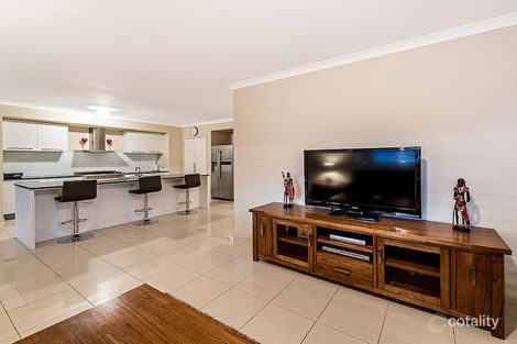 Property photo of 15 Durban Place Craigieburn VIC 3064