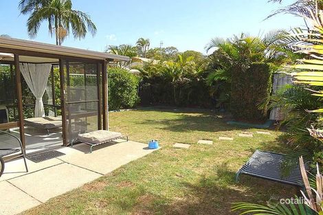 Property photo of 2/16 Warrie Close Paradise Point QLD 4216