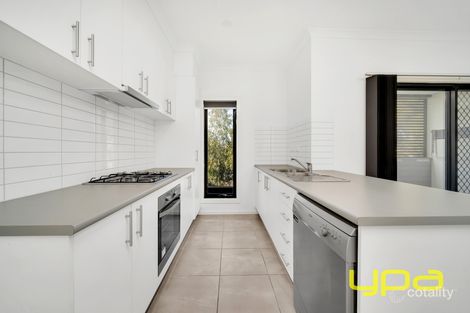 Property photo of 45 Nugget Way Cranbourne East VIC 3977