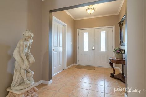 Property photo of 2 Eiger Way Grindelwald TAS 7277