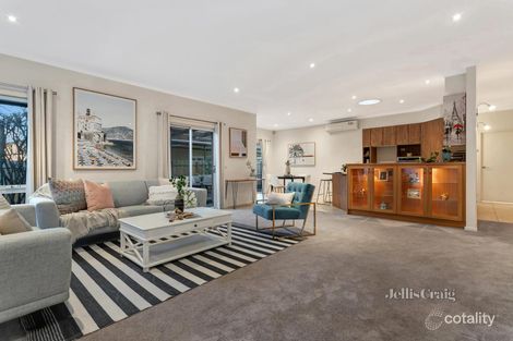 Property photo of 32 Price Avenue Mount Waverley VIC 3149