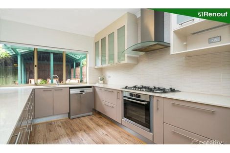 Property photo of 25 Chessington Gardens Mount Claremont WA 6010