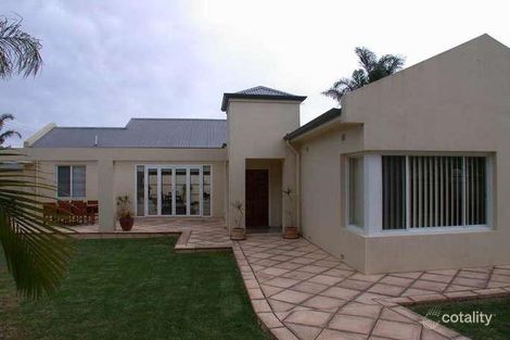 27 Macfarlane St, Glenelg North, SA 5045