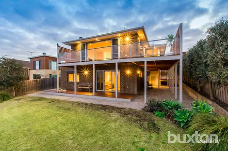 104 Grosvenor Dr, Wandana Heights, VIC 3216