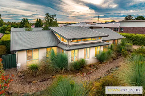 13 Netherton Park Ave, Armidale, NSW 2350