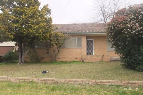 Property photo of 11 Ziegler Avenue Kooringal NSW 2650