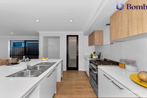 Property photo of 80 De Rossi Boulevard Wollert VIC 3750