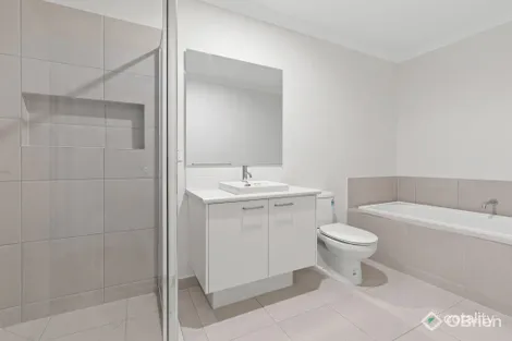 Property photo of 2 Pongal Road Kalkallo VIC 3064