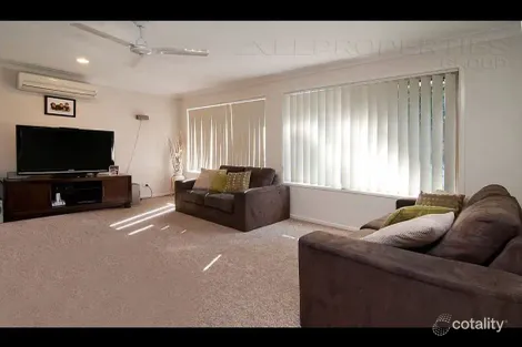 Property photo of 19 Paterson Place Forest Lake QLD 4078