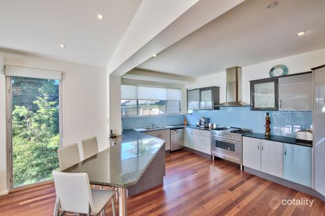 Property photo of 19 Binburra Avenue Toowoon Bay NSW 2261