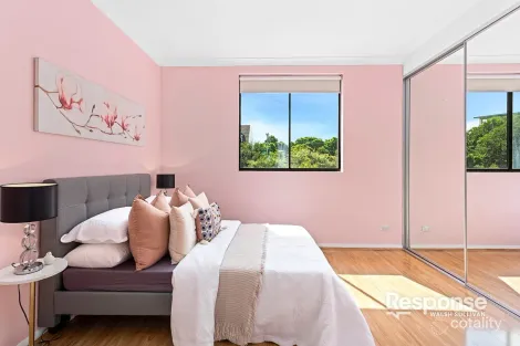 Property photo of 4/9-13 Balmoral Road Northmead NSW 2152