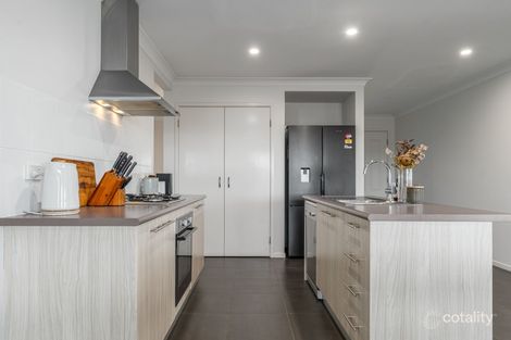 Property photo of 13 Sullivan Circuit Orange NSW 2800