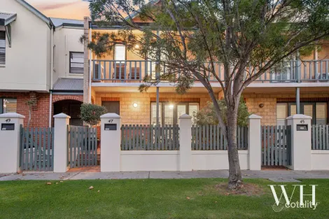 47 Richmond Crcs, East Fremantle, WA 6158