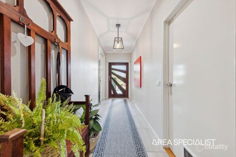 Property photo of 71 Kiama Street Officer VIC 3809