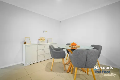 Property photo of 11/30 Australis Drive Ropes Crossing NSW 2760